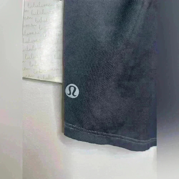 Lululemon breezy singlet NWT ,  sz 2 - Picture 6 of 7